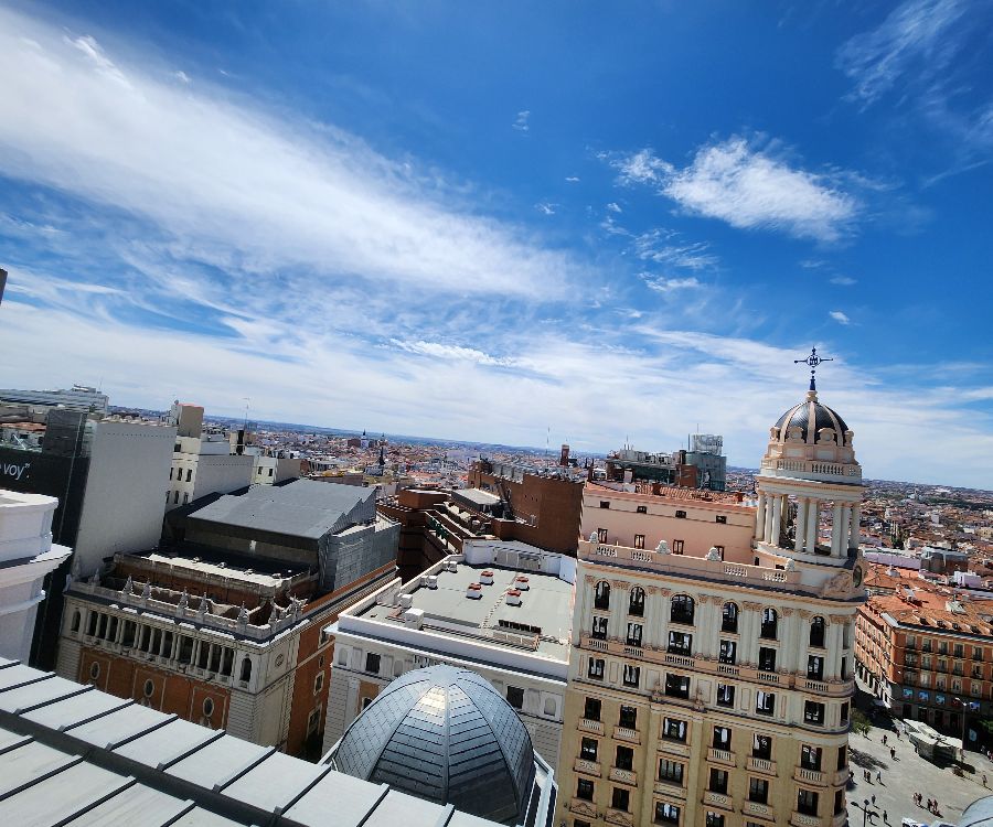 마드리드 시내의 낮 풍경