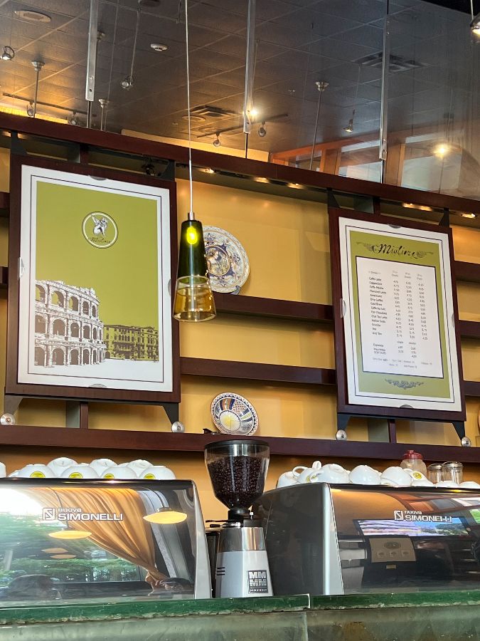 카페 내부 장식