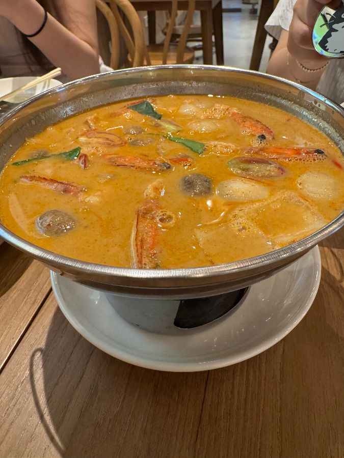 새우가 들어간 똠얌꿍