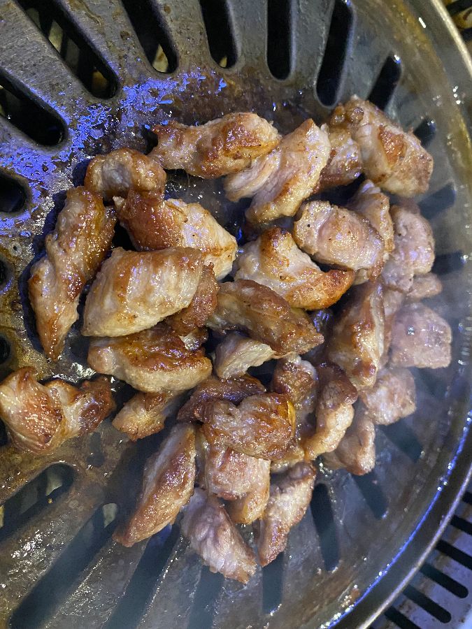 구워진 돼지갈비