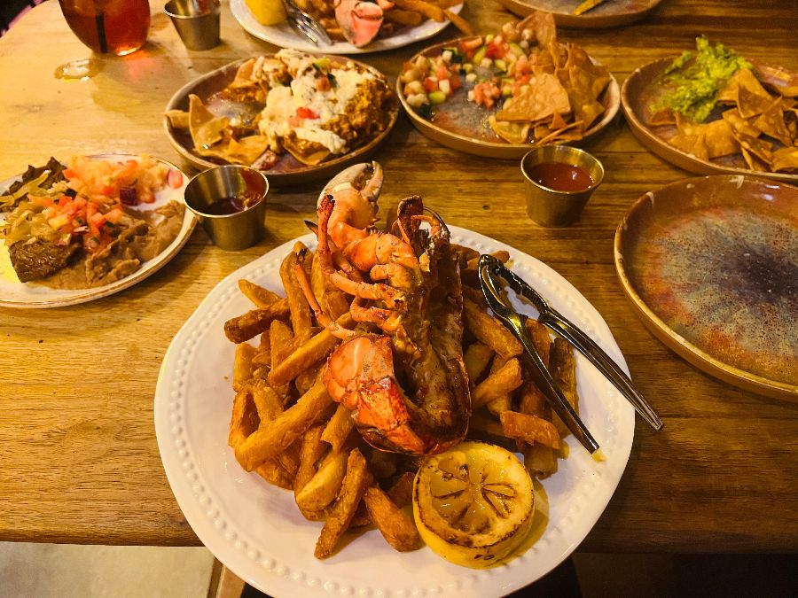 랍스터와 감자튀김