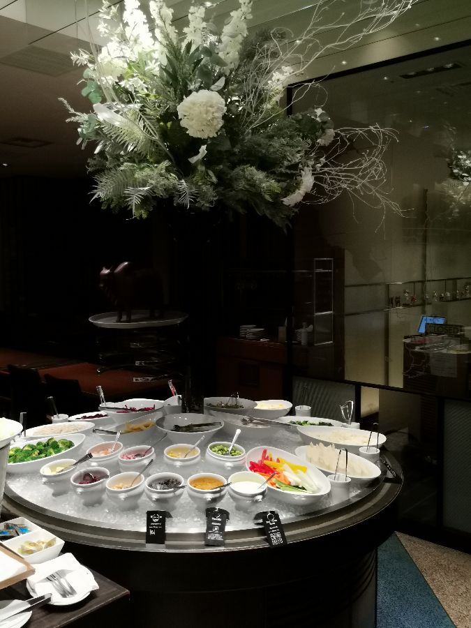 회전식 샐러드바