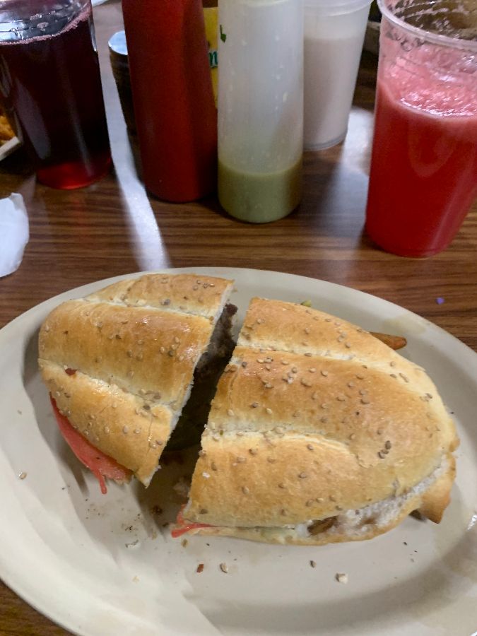 레스토랑 메뉴 (추정)