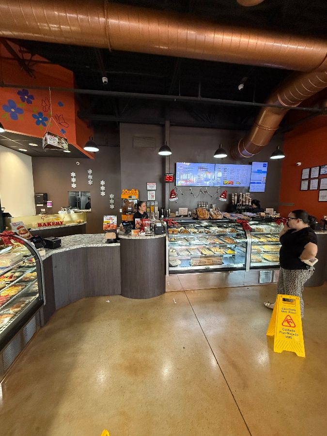 파인크레스트 베이커리 내부