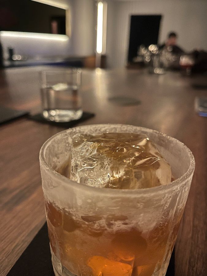 Above Board 칵테일