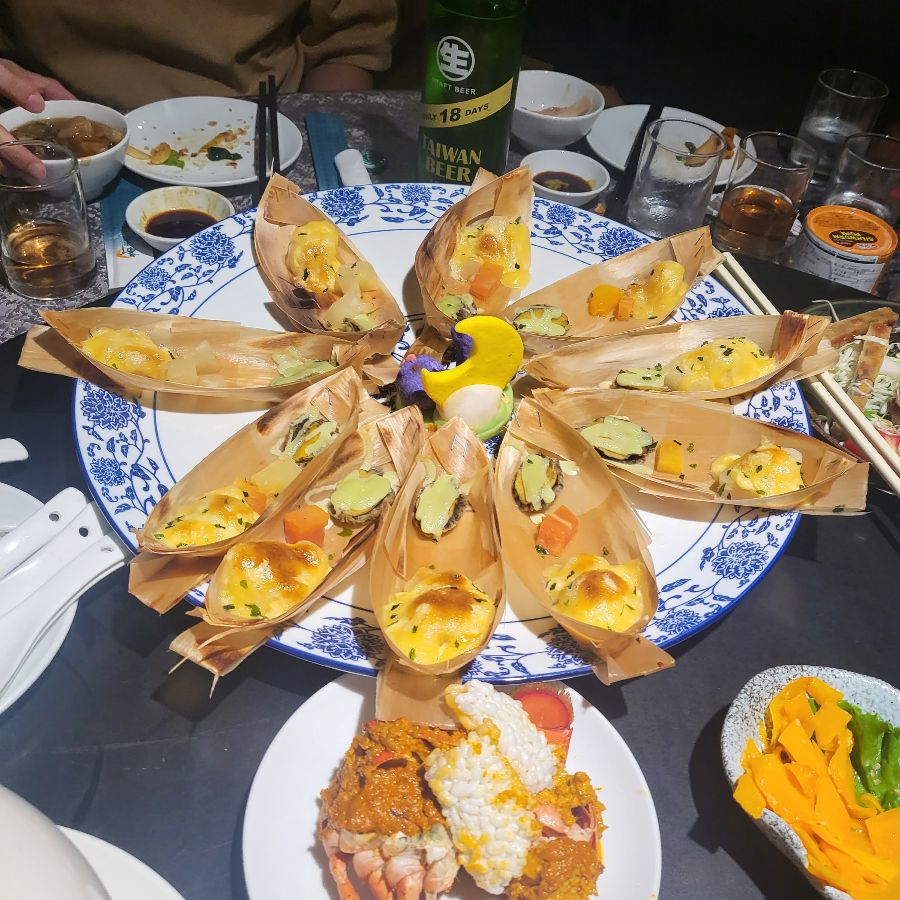 다양한 해산물 요리