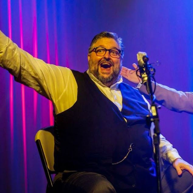 흥겨운 분위기의 미스터 조