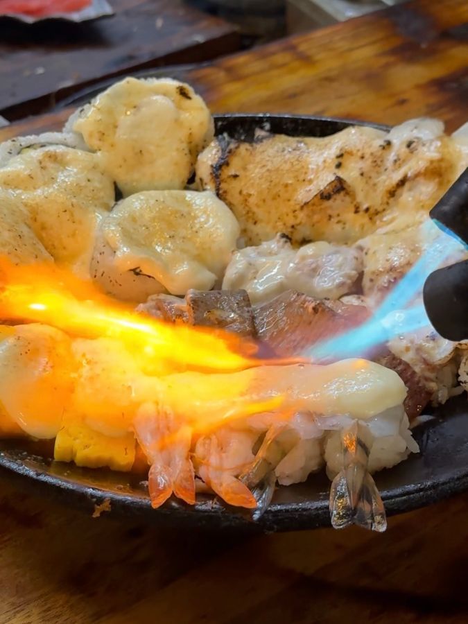 아부리 초밥 만드는 모습