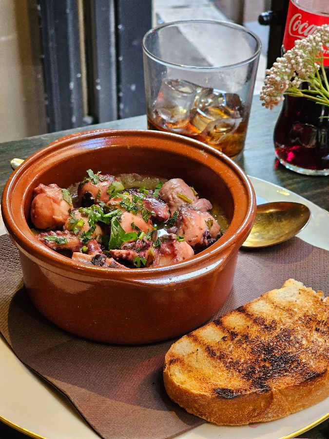 특별한 풍미의 문어 요리