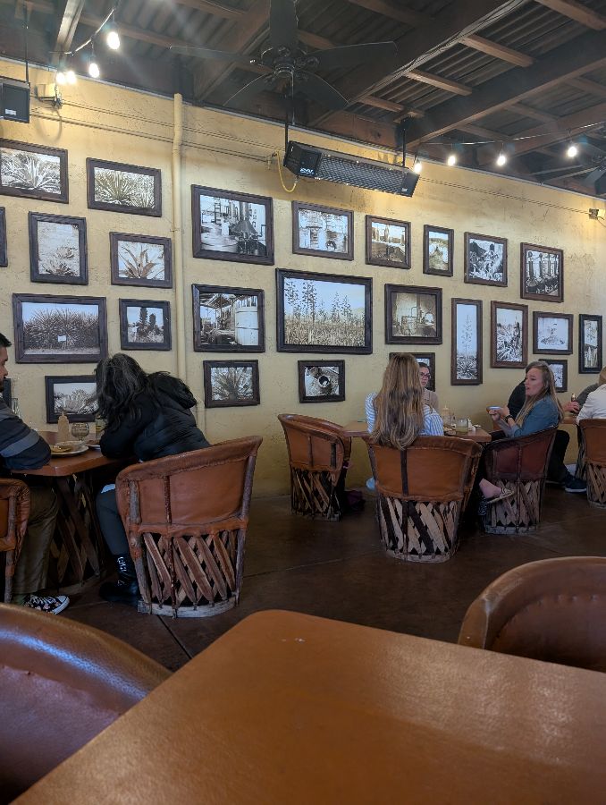 칸티나 마야후엘 내부