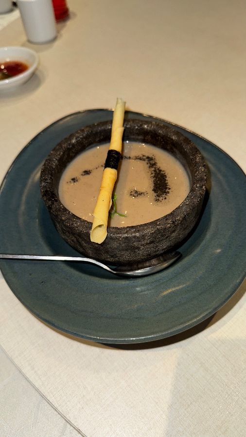 트러플 버섯 비스크