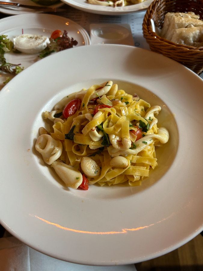 깔라마리 탈리아텔레