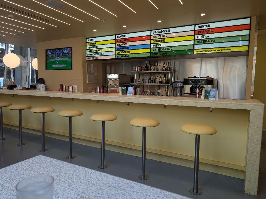 Monzo Burger의 내부 인테리어