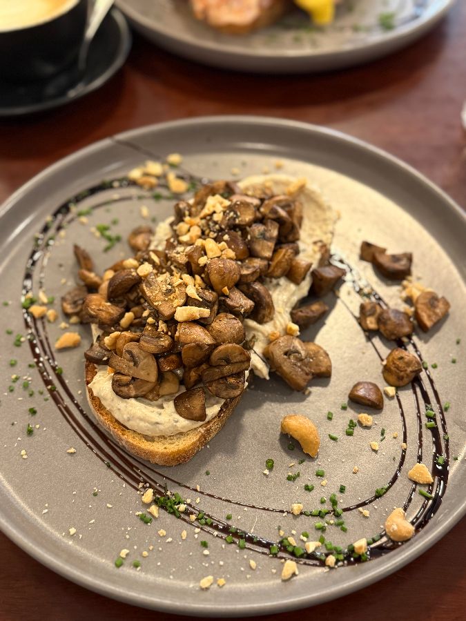 구운 버섯 토스트