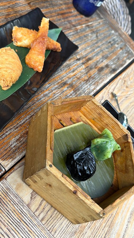 후통의 딤섬과 튀김 요리