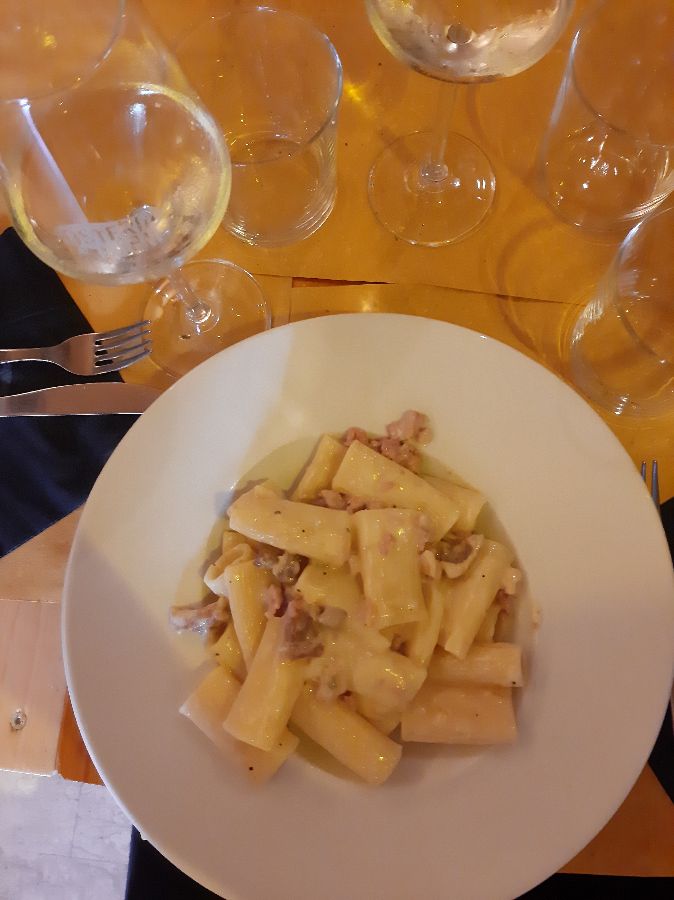 오스테리아 아이 푸니 쇼케이스