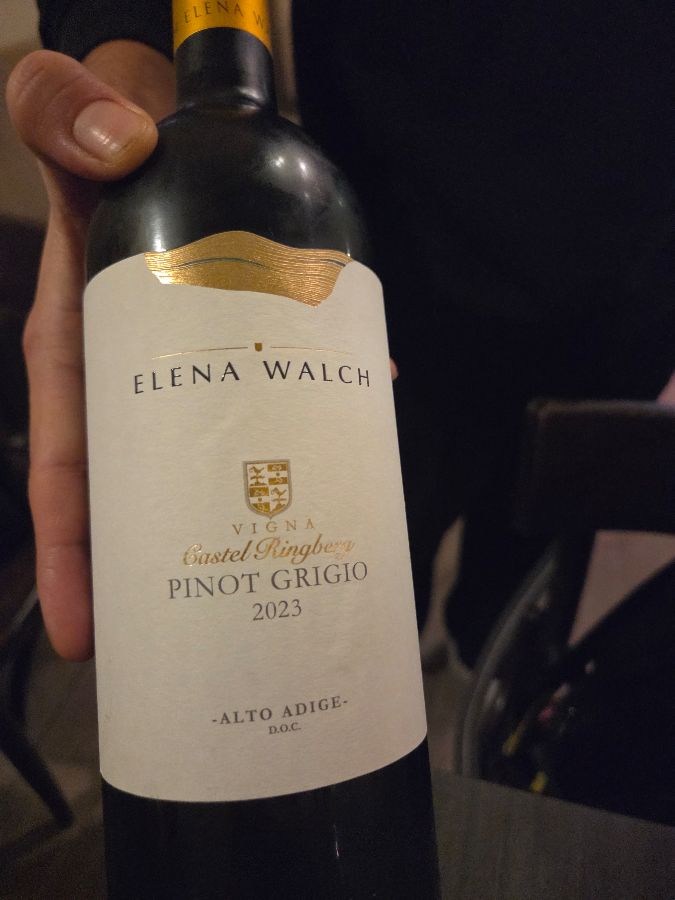 와인과 함께 즐기는 로마의 밤