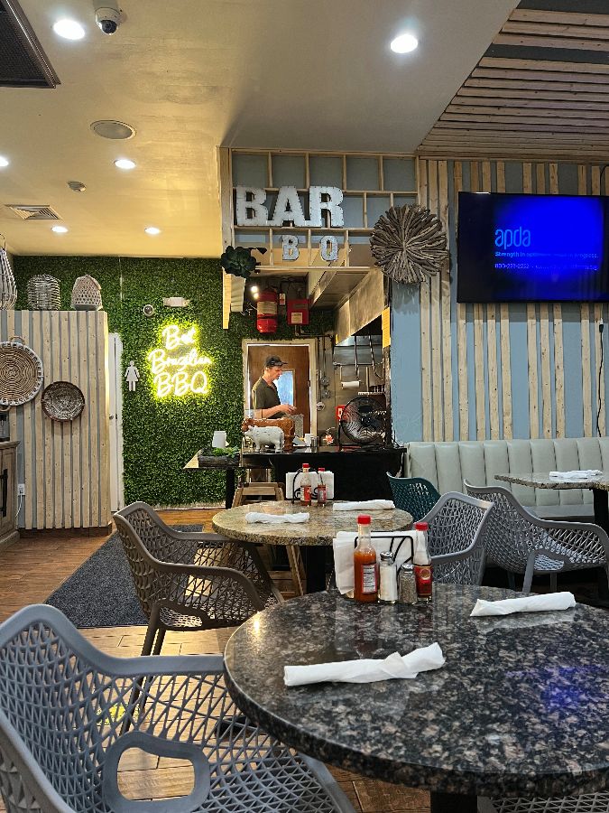 레스토랑 내부 전경