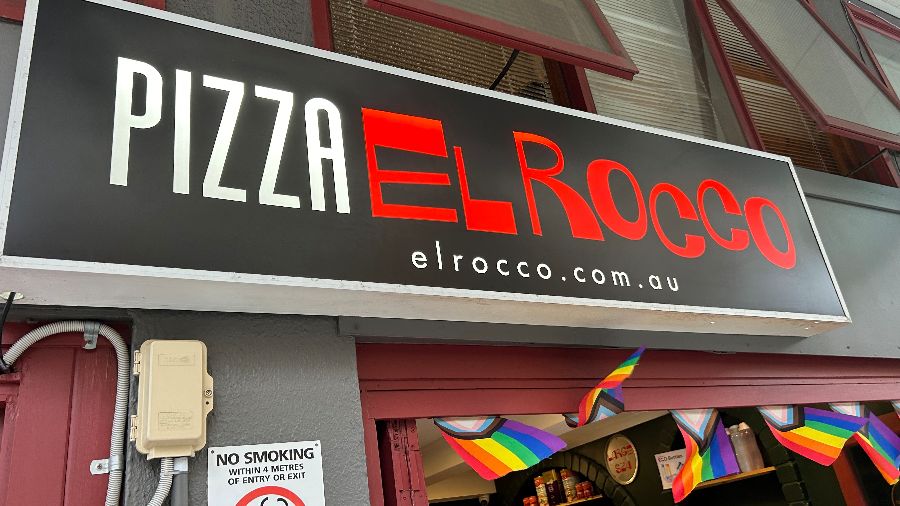 엘 로코(El Rocco) 간판