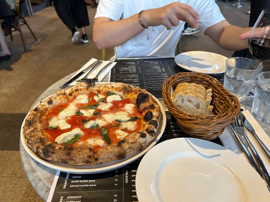 마르게리따 피자