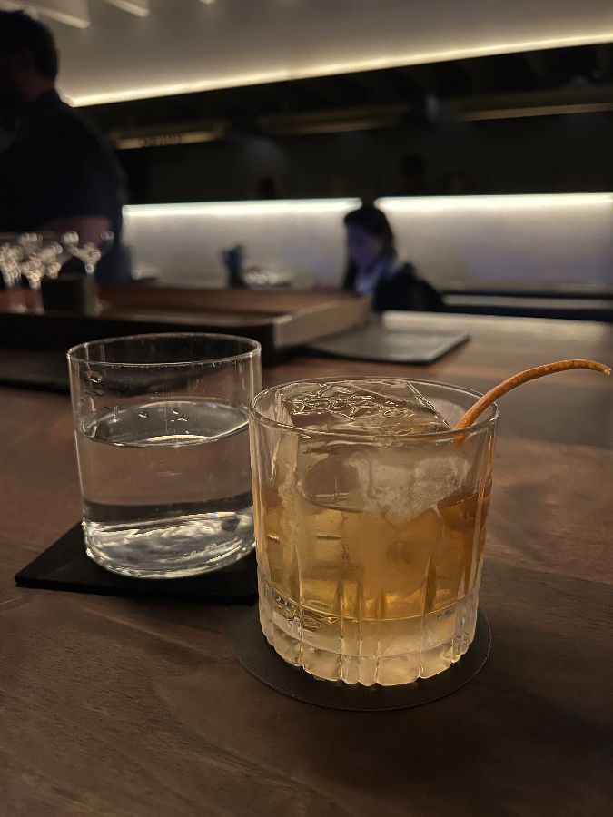 Above Board 칵테일