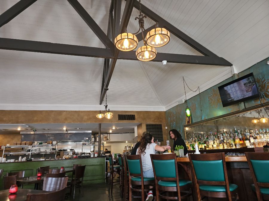 태국 음식점 내부 전경