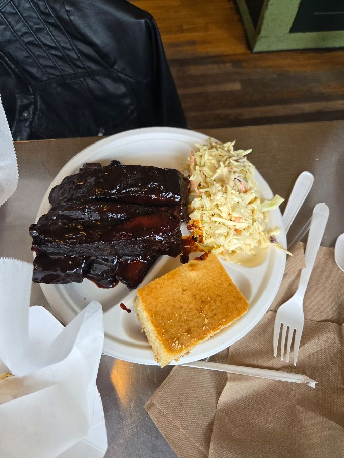 윤기가 흐르는 립