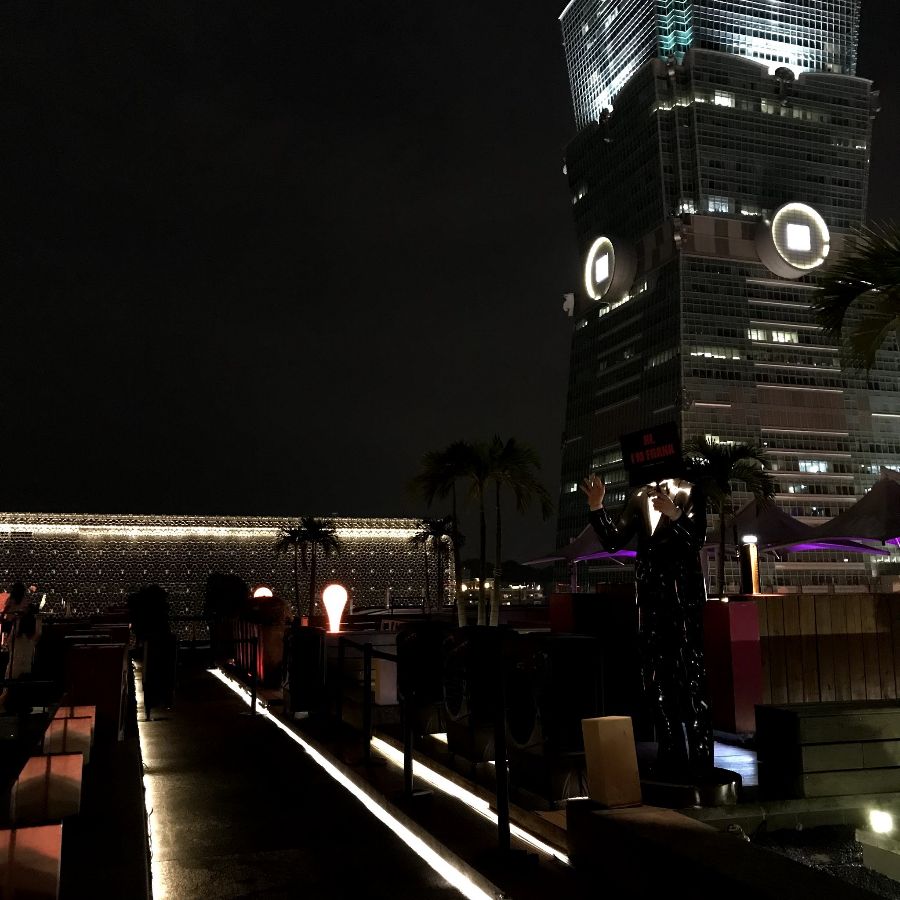 FRANK Taipei 루프탑 테라스