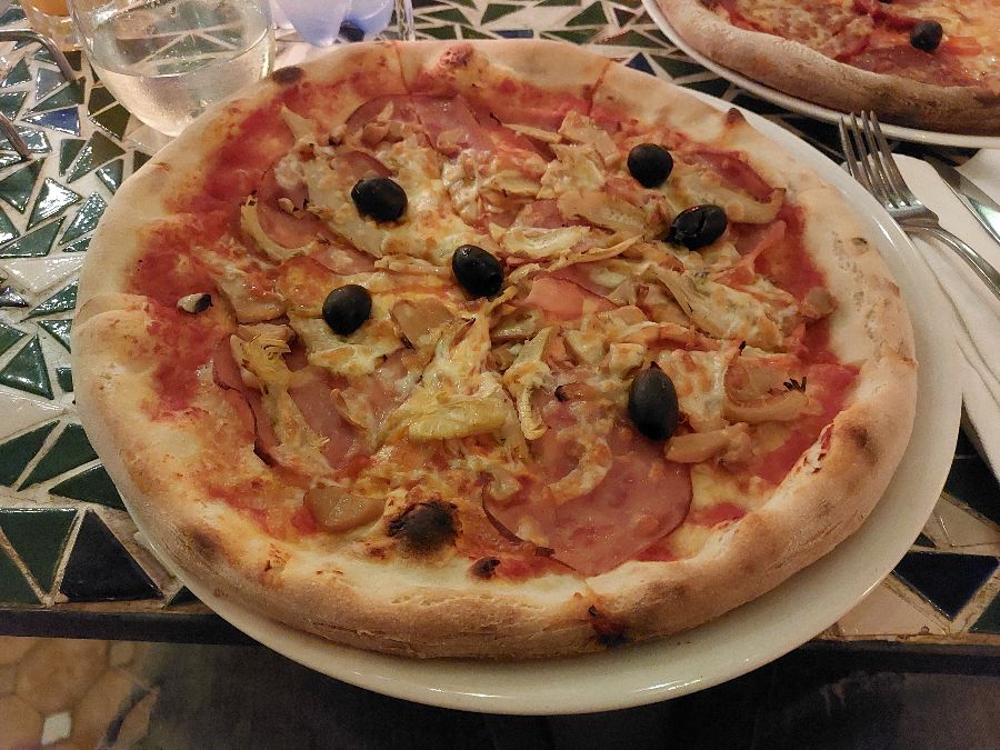 카페 아라베의 피자