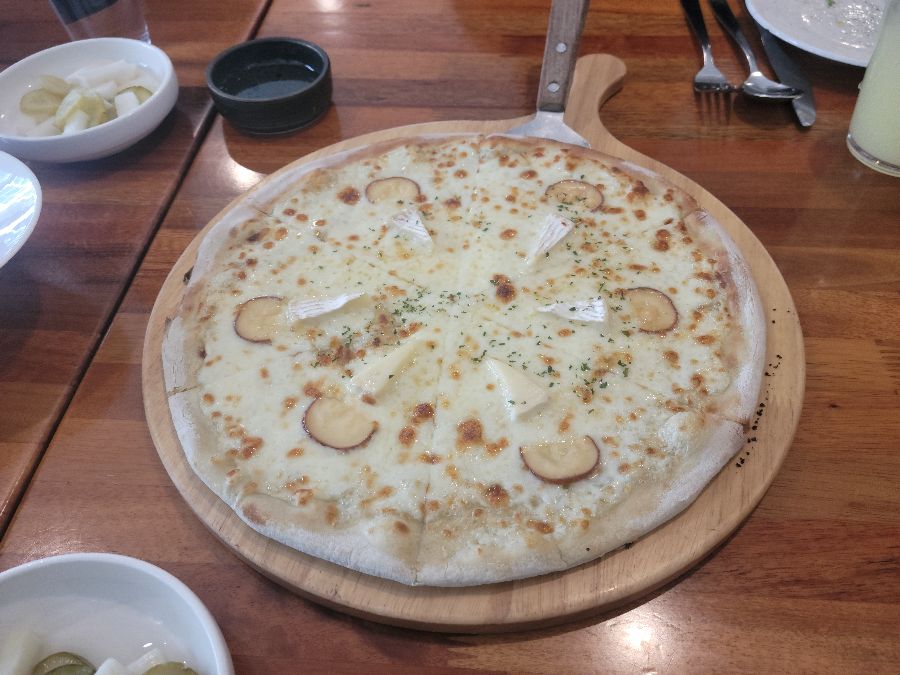 고르곤졸라 피자