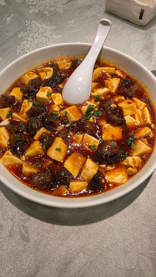 매콤한 향이 코를 찌르는 마파두부