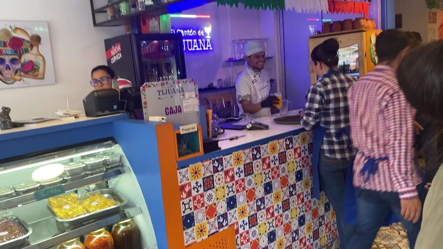 엘 칸톤 데 티후아나 내부