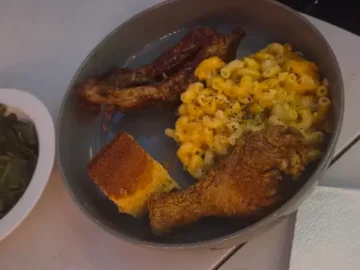 알로하와 소울 푸드의 만남, 하와이 맛집 Southern Love의 특별한 이야기