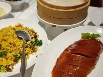 베이징 여행의 필수 코스, 사계민복에서 맛보는 감동의 베이징덕 미식 서사