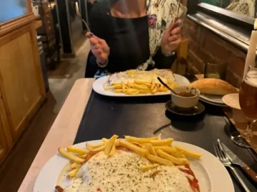 바르셀로나 미식 여행의 정점, 아르헨티나 감성 맛집 “El Boliche del Lluis”