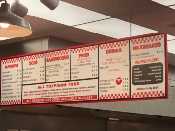 런던 맛집, 파이브가이즈에서 즐기는 자유로운 토핑 천국