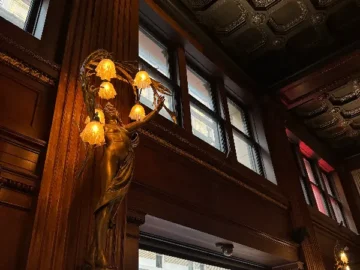 시간이 멈춘 듯한 공간, 샌프란시스코 역사의 숨결이 느껴지는 지역명소 맛집