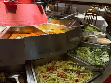 싱가포르 미식 여행의 정점, 숨겨진 브라질 맛집의 열정적인 지역 풍미