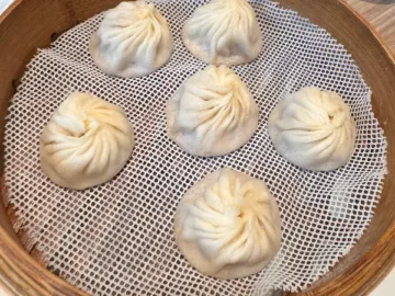 도쿄에서 맛보는 대만 향수, 딘타이펑: 세계적인 딤섬 맛집 탐험