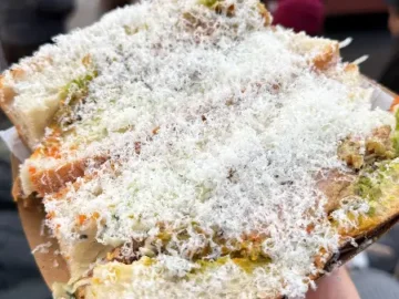 런던 버로우 마켓의 숨겨진 보석, 블랙 피그에서 맛보는 미식의 향연