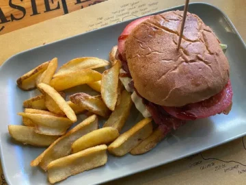 밀라노에서 찾은 사랑, Win Love Hamburgeria 숨겨진 맛집 탐험기