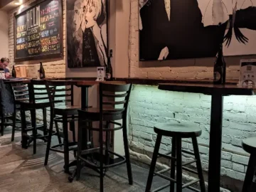 몽트리올 마일엔드에서 만나는 특별한 수제 맥주 맛집 서사