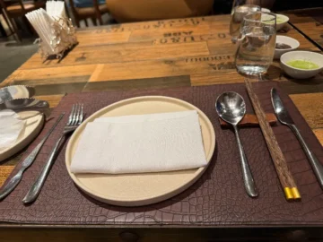 다낭 미식의 정점, 올시즌스 뷔페에서 즐기는 랍스터 무한리필 지역 맛집 탐험기