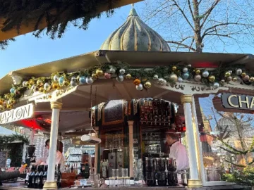 코펜하겐 티볼리 정원의 숨겨진 오아시스, 캐플론 티살롱에서 맛보는 행복