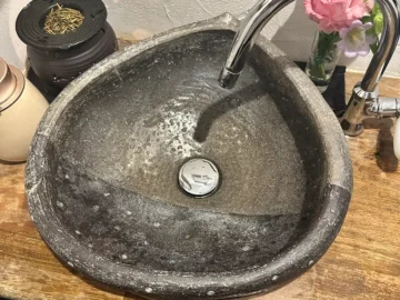 도쿄의 숨겨진 밤 맛집, 히토마루의 달콤한 유혹