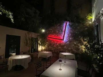 아테네 미식의 정점, 스폰디에서 펼쳐지는 특별한 미슐랭 맛집 여정