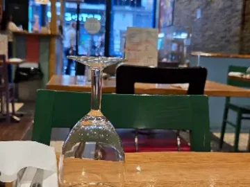 퀸즈웨이 숨은 보석, 프레토에서 맛보는 브라질의 정열