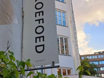 코펜하겐 미쉐린의 숨겨진 보석, 코에포에드에서 맛보는 덴마크 미식 여행