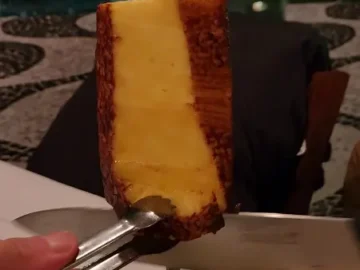 강남에서 즐기는 이국적인 맛, 쌈바 공연이 있는 브라질 강남 맛집 “나인”의 특별한 밤