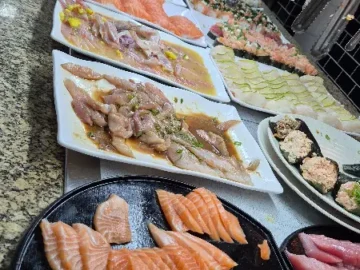 리베르다데에서 맛보는 다채로운 아시아의 맛, 난데모야에서 펼쳐지는 미식 모험